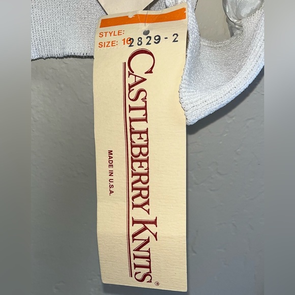 Vintage Castleberry Knit blouse. Rare new with tags. - Picture 7 of 8